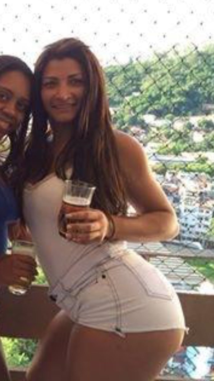 Andréia Lobo #aaD9J1eS