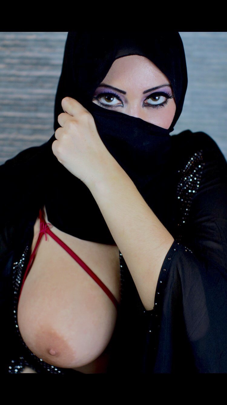 ARAB LEAKS - Porn Videos & Photos - EroMe