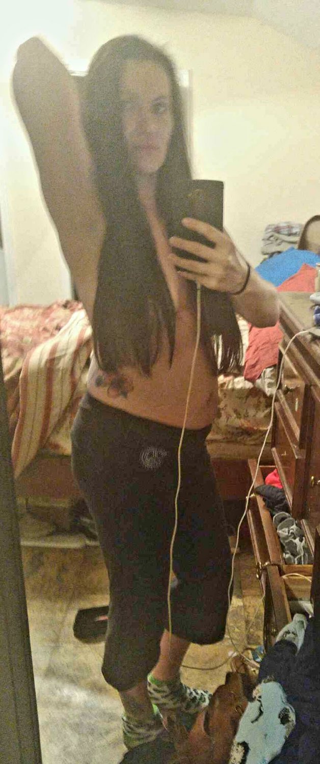 Slut wife Courtney, kik RaspberryCumquat for exposure #ECmmBGzl