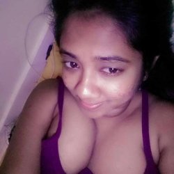 Srilankan Selfie - Porn Photos & Videos - EroMe