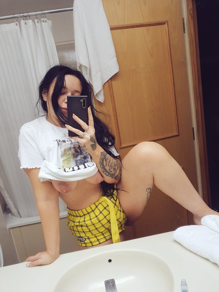 Horny married milf needs exposing her Kik crystaljss #aYJFWHeR