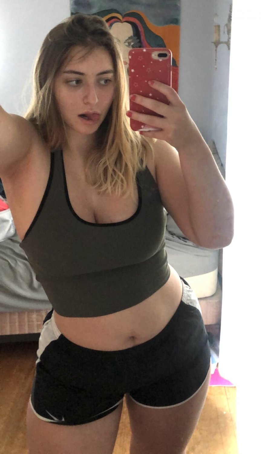 Chubby Slut Spreads Her Ass And Beef Curtains For All To See #MnjyJ9NM