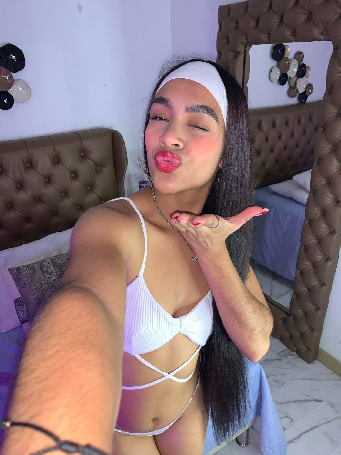 Beautiful Colombian Cam Slut #PneWYniM
