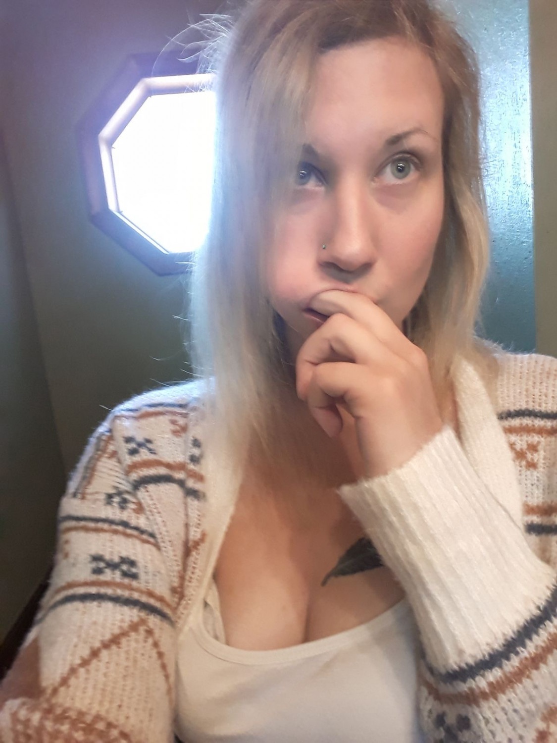 Erica #X7ZdcmZ5